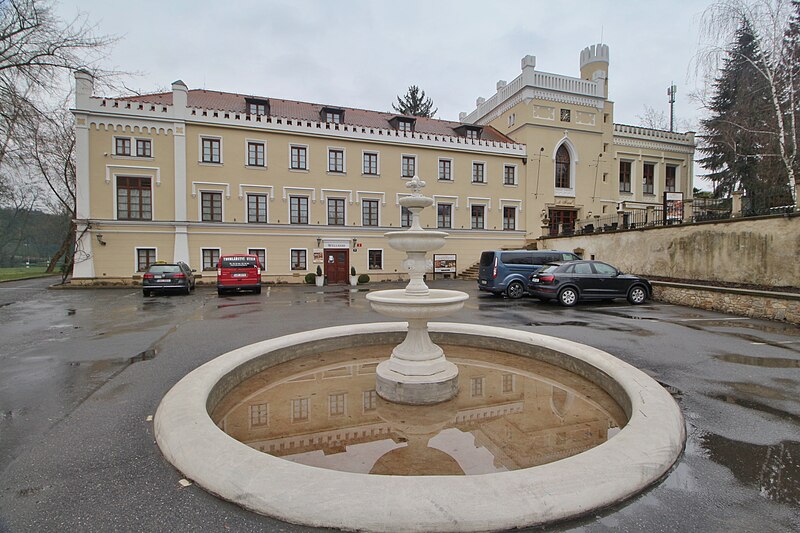 Dolní Krč (zámek) - ventip.cz
