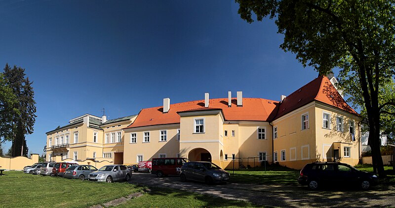 Dolní Počernice (zámek) - ventip.cz