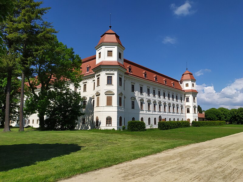 Holešov (zámek) - ventip.cz