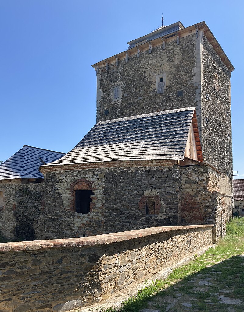 Hradenín (hrad) - ventip.cz