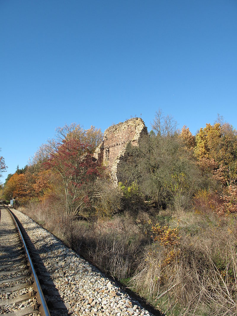 Hrochův Hrádek (hrad) - ventip.cz