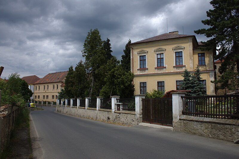Kamýk (zámek) - ventip.cz