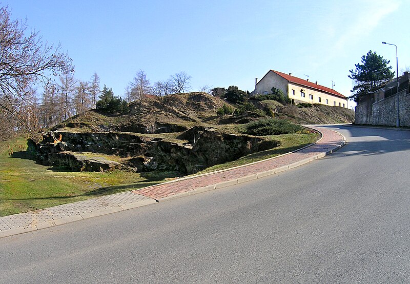 Křeslice (tvrz) - ventip.cz