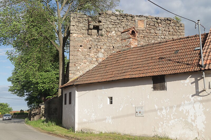 Nárameč (tvrz) - ventip.cz