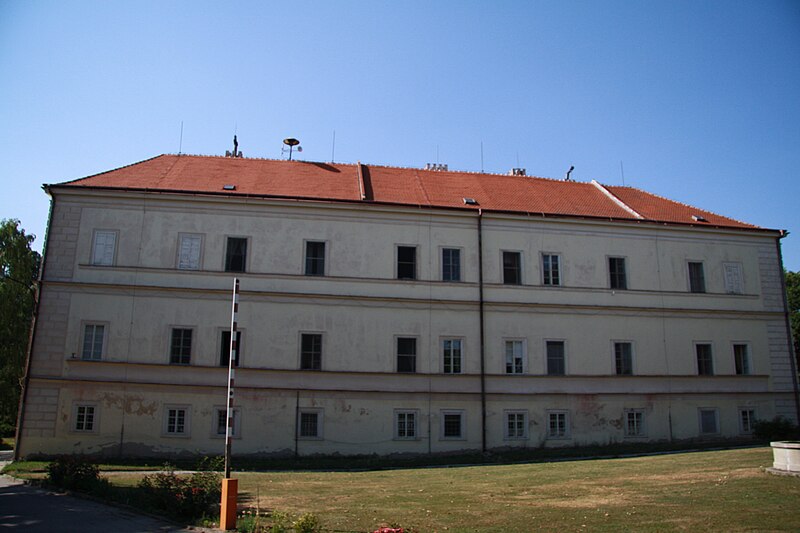 Nové Syrovice (zámek) - ventip.cz