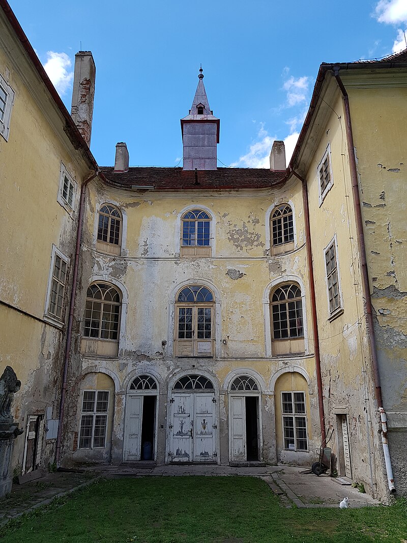 Osečany (zámek) - ventip.cz