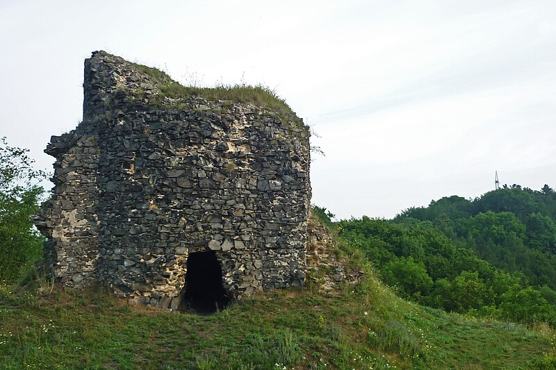Ostrý (hrad) - ventip.cz
