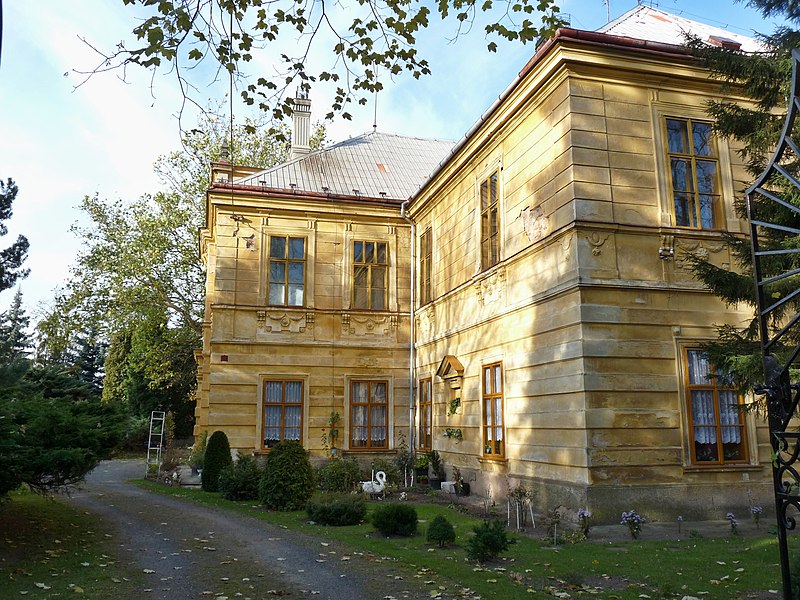 Petrovice (zámek) - ventip.cz