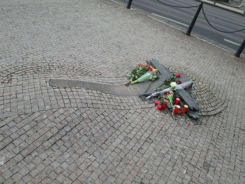 Pomník Janu Palachovi a Janu Zajíci - ventip.cz