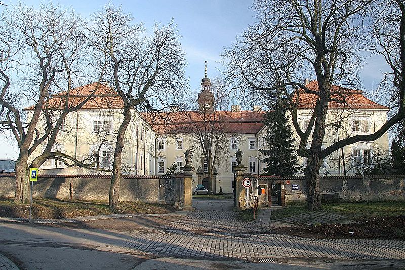 Rožďalovice (zámek) - ventip.cz
