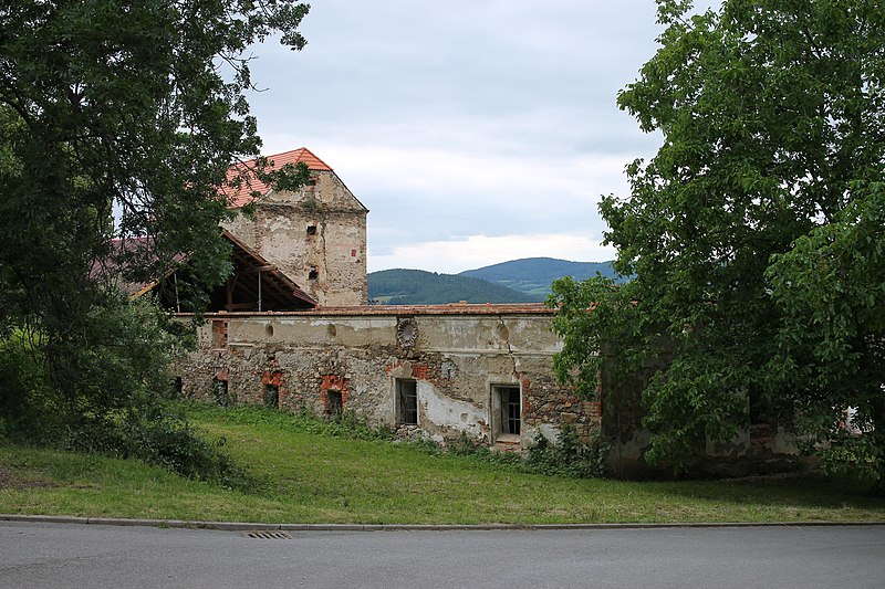 Smrčná (tvrz) - ventip.cz