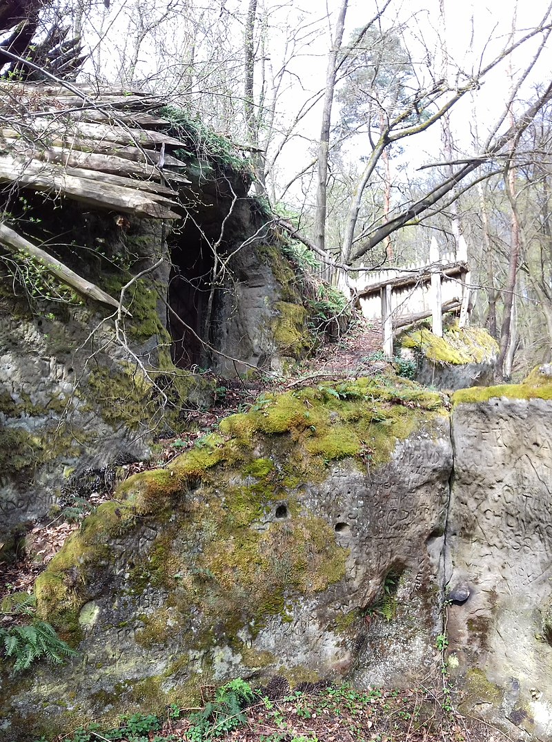 Staráky (hrad) - ventip.cz