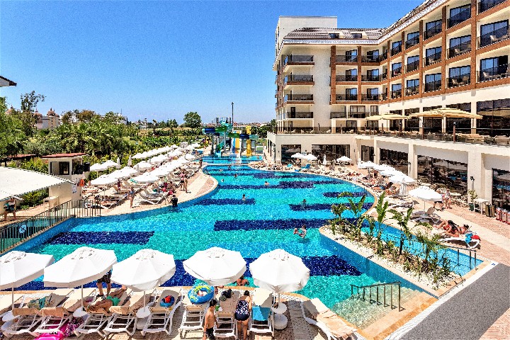 GLAMOUR RESORT & SPA - ventip.cz